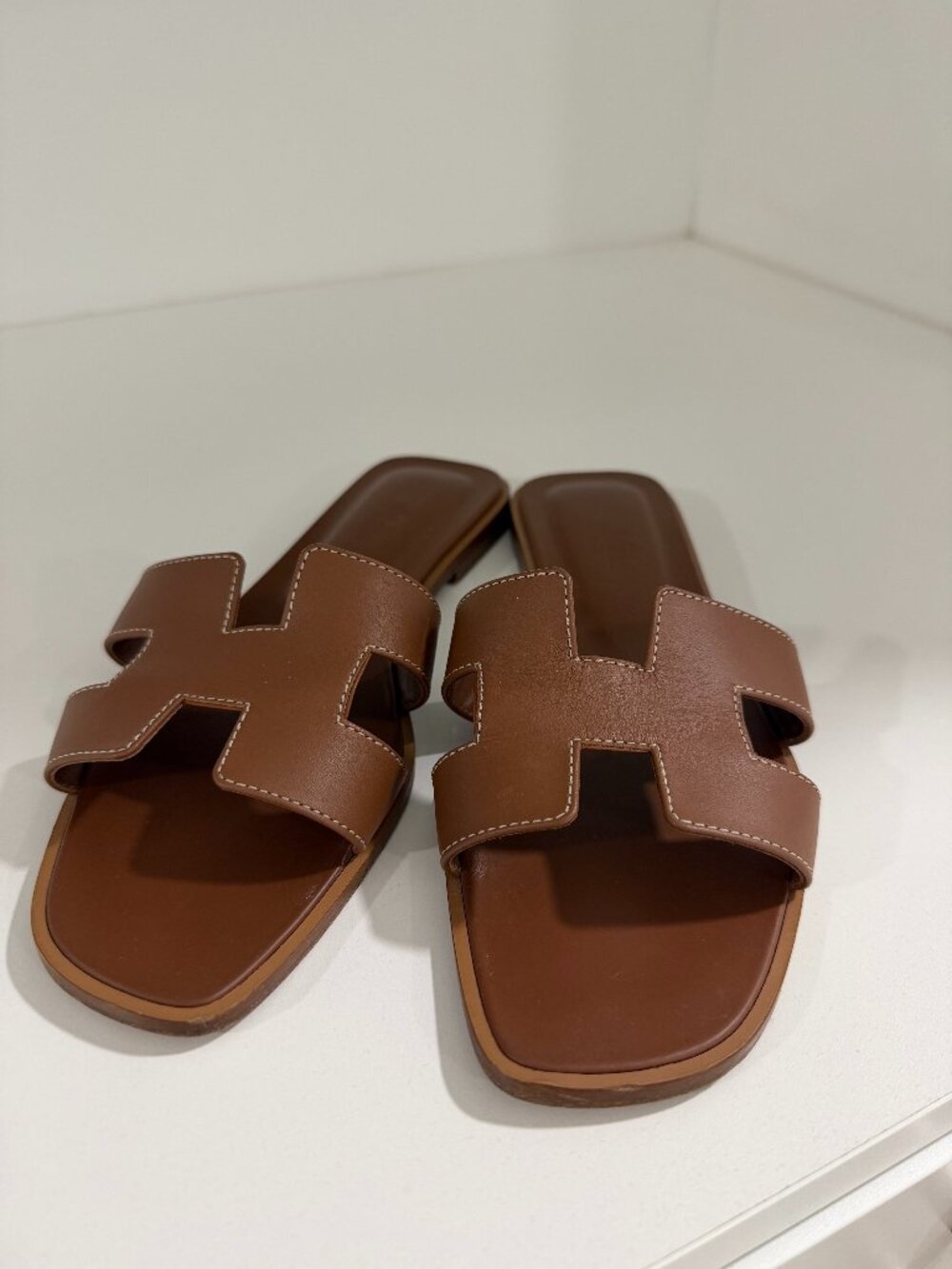Hermès Oran Brown Leather Sandals